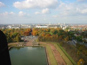 Foto: Blick vom V�lkerschlachtdenkmal �ber die Stadt Leipzig