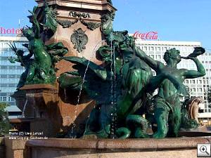 Augustusplatz Leipzig mit Mendebrunnen