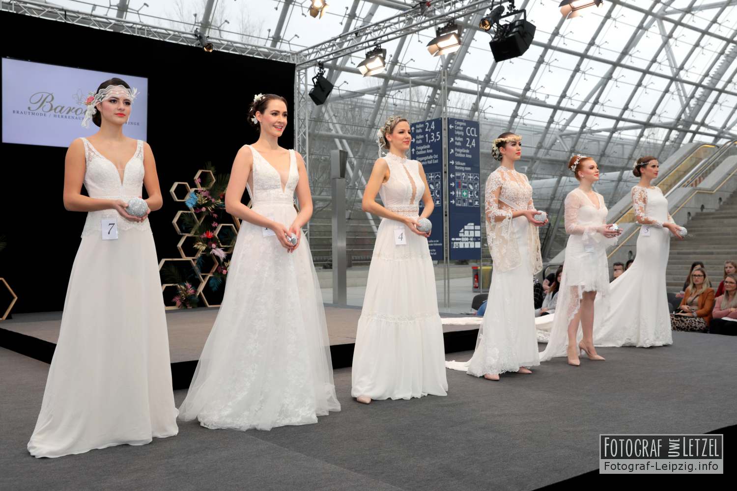 Leipziger Messe Bild: Brautmodenschau zur Hochzeitsmesse