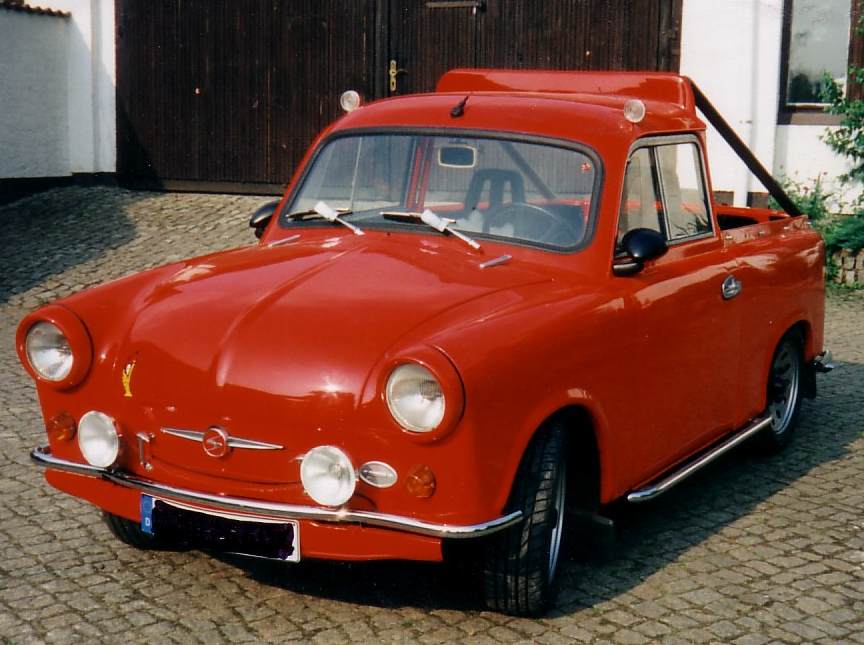 2 FUNTRABANT LIMOUSINE PICKUP