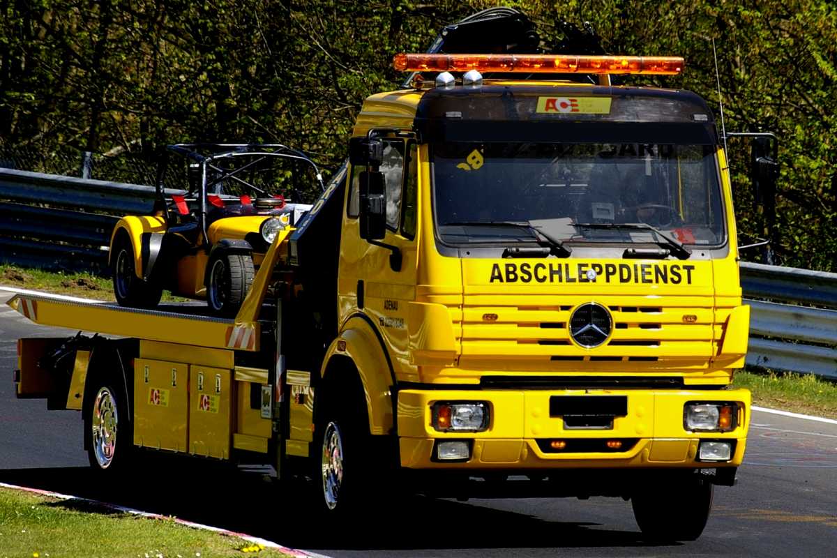 Leipziger Pannenhilfe Abschleppwagen