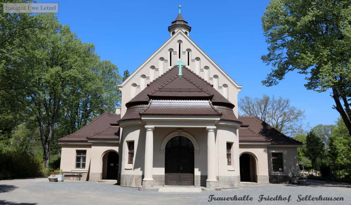 Bild: Friedhof  Sellerhausen Trauerhalle