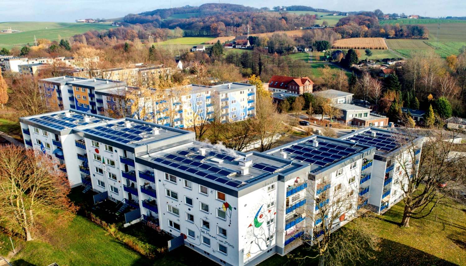 Hausd�cher mit Photovoltaik Volleinspeisung Anlagen