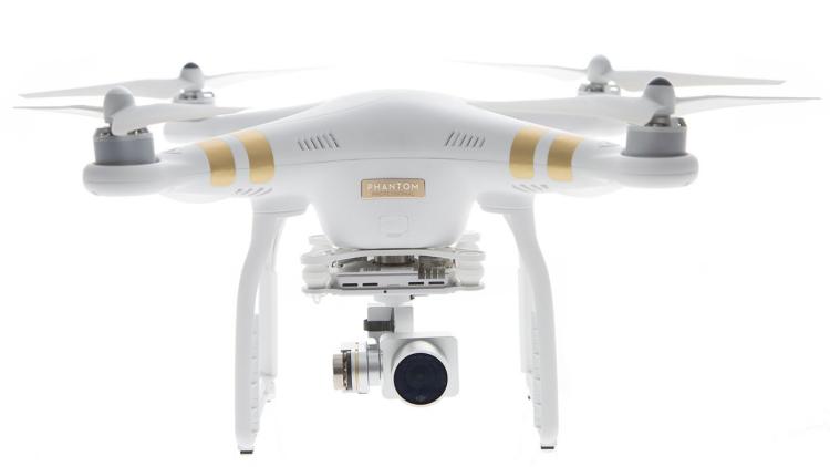 DJI Phantom III Professional Quadrocopter mit 4K Kamera